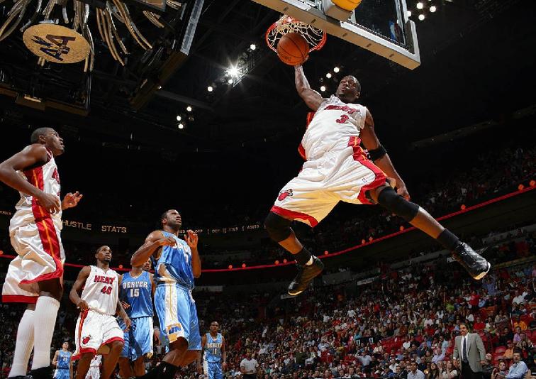 中超球队锁定两名外援目标，谈判进入深入阶段（中超球队两名外援目标已明确，谈判已进入深入阶段）