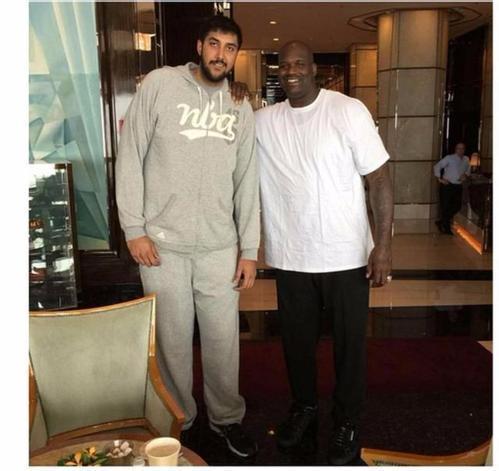 开拓者马布里实力强在CBA不懂中文也没事 但瀚森得懂英语（马布里凭实力征服CBA，不懂中文无碍；瀚森则得懂英语）