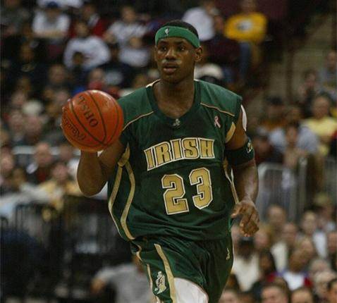 诺坎普国王，巴萨对阵毕包第10分钟时主场观众高喊“梅西”（巴萨战毕巴第10分钟，诺坎普全场高呼“梅西”）