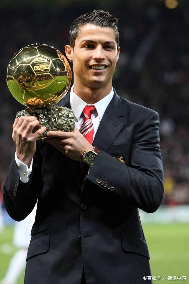 电讯报：为提前适应与减少转会支出，切尔西选择提前买下萨尔（电讯报：为降转会支出并加速适应，切尔西提前签下萨尔）