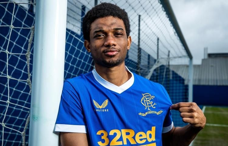 执教过多支德甲球队，记者：拉巴迪亚曾进入国足选帅最终阶段（记者称拉巴迪亚曾入围国足选帅最后阶段，曾执教多家德甲队）