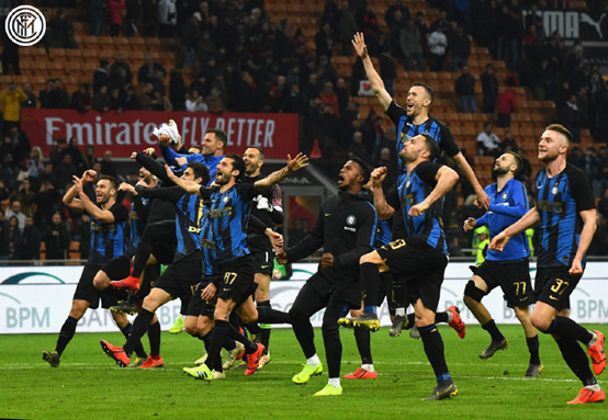 斯图里奇：蓝军阵容太年轻了，他们需要有“老大哥”稳住局面（斯图里奇：切尔西阵容太年轻，球队亟需老将压阵稳定军心）