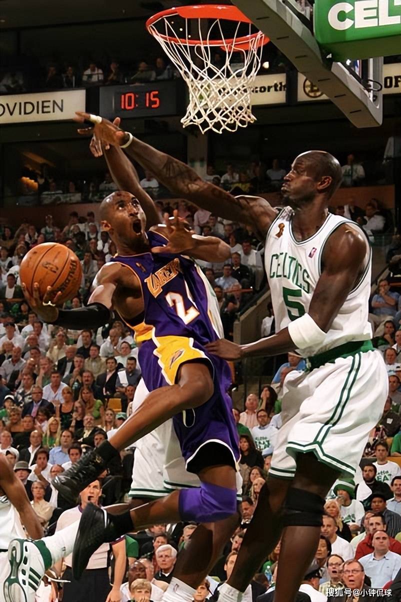 米体：罗马想冬窗租借齐尔克泽，若晋级欧冠会自动触发买断（米体：罗马计划冬窗租借齐尔克泽，若进欧冠将自动触发买断条款）